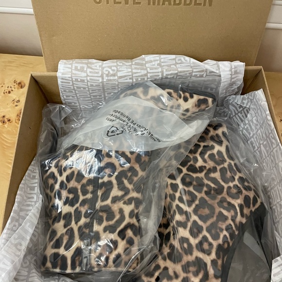 Steve Madden Leopard Print Booties - New Women - Picture 5 of 5